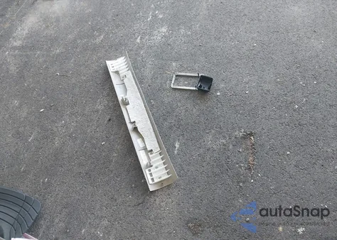 2013 Ford Expedition Limited from USA, damaged, VIN 1FMJU2A51DEF57129